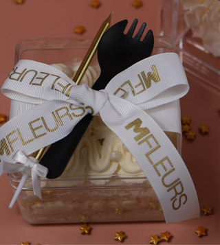 LE MIGNON | PARTY-FOR-ONE Package | 4 Eternal Roses