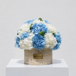 TRAVERTINE - GLOBE SERENITY - BLUE & WHITE HYDRANGEA